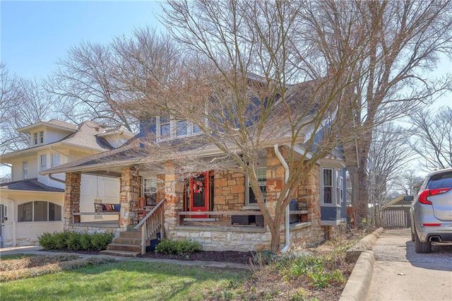 17 W 58th Street, Kansas City, MO 64113