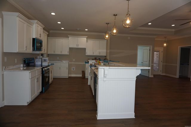 1217 Bent Tree Lane, Searcy, AR 72143