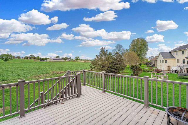 1001 PEBBLEBROOK COURTYARD, Waunakee, WI 53597