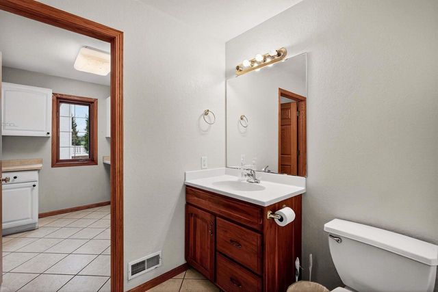 1001 PEBBLEBROOK COURTYARD, Waunakee, WI 53597
