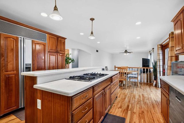 1001 PEBBLEBROOK COURTYARD, Waunakee, WI 53597