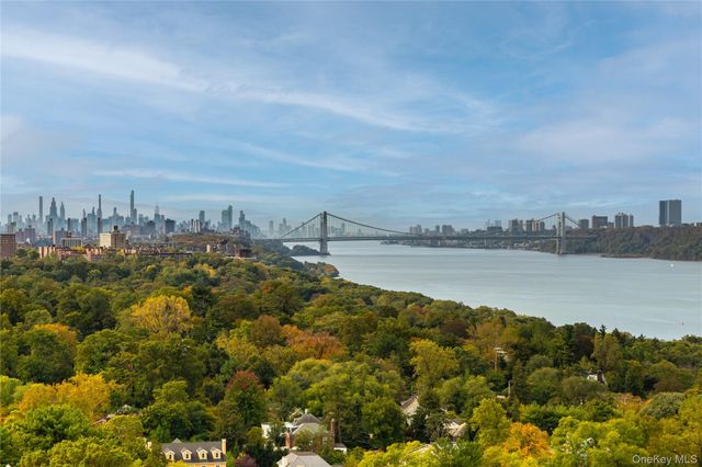 5700 Arlington Avenue 21R, Bronx, NY 10471