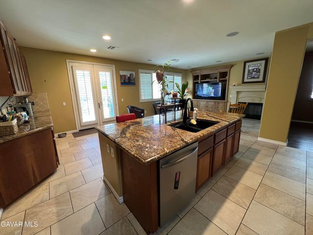 2812 Crocus Place, Palmdale, CA 93551