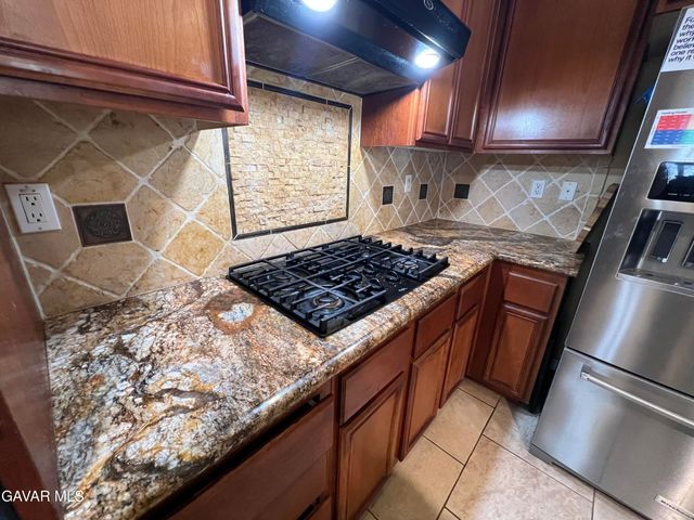 2812 Crocus Place, Palmdale, CA 93551