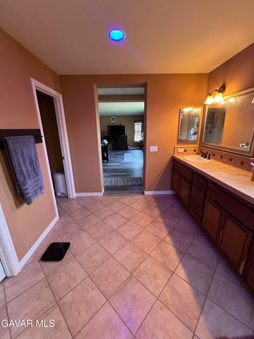 2812 Crocus Place, Palmdale, CA 93551