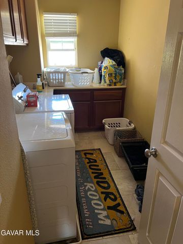 2812 Crocus Place, Palmdale, CA 93551