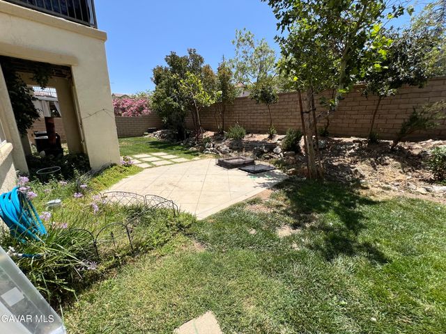 2812 Crocus Place, Palmdale, CA 93551