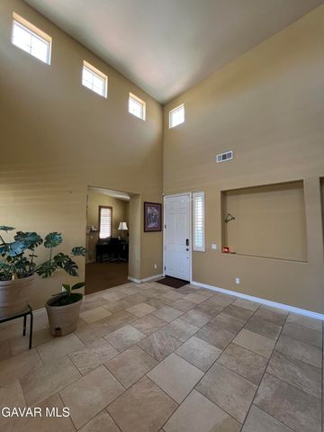2812 Crocus Place, Palmdale, CA 93551