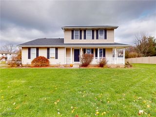 912 Tamwood Drive, Canal Fulton, OH 44614