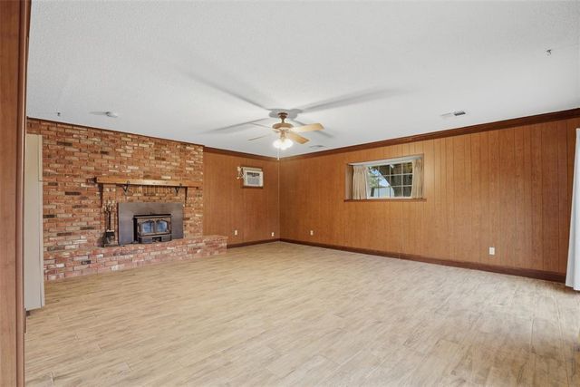 7704 NW 30th Street, Bethany, OK 73008