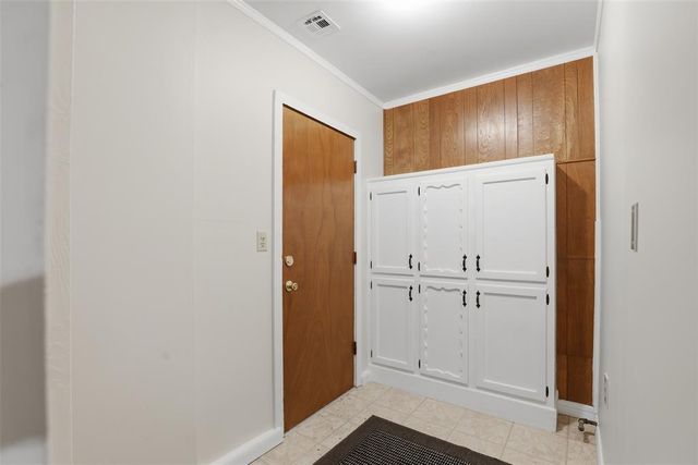 7704 NW 30th Street, Bethany, OK 73008