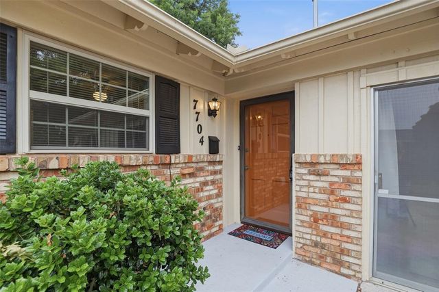 7704 NW 30th Street, Bethany, OK 73008