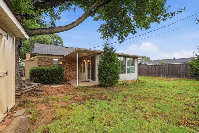 7704 NW 30th Street, Bethany, OK 73008