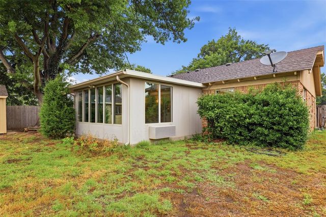 7704 NW 30th Street, Bethany, OK 73008