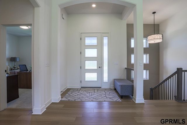 11363 N 170 Street, Bennington, NE 68007