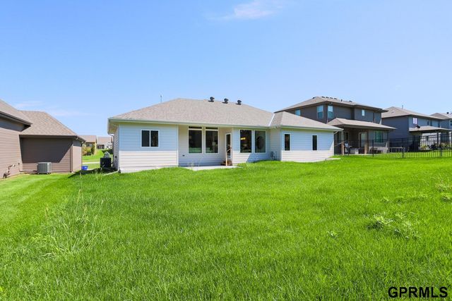 11363 N 170 Street, Bennington, NE 68007