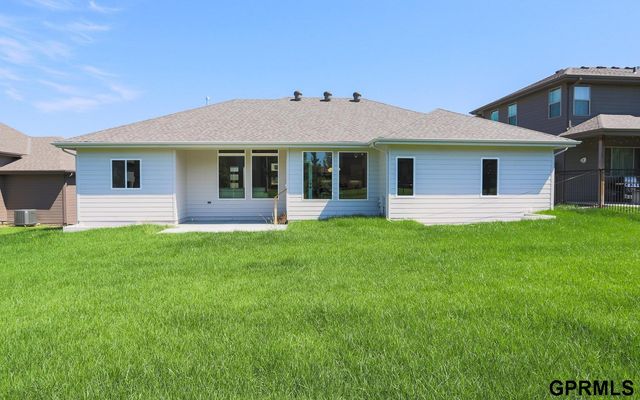 11363 N 170 Street, Bennington, NE 68007