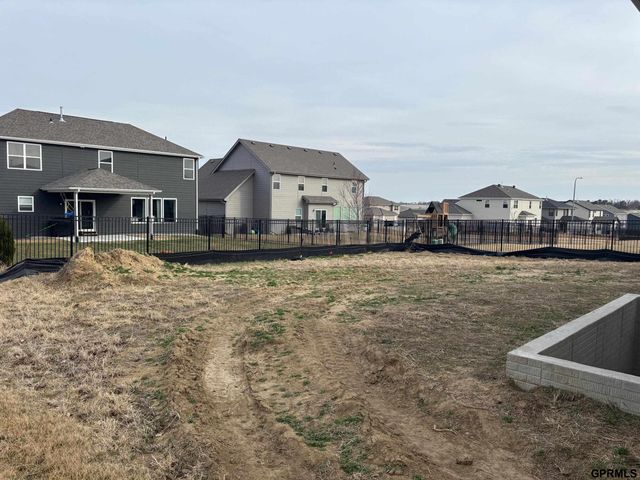 11363 N 170 Street, Bennington, NE 68007