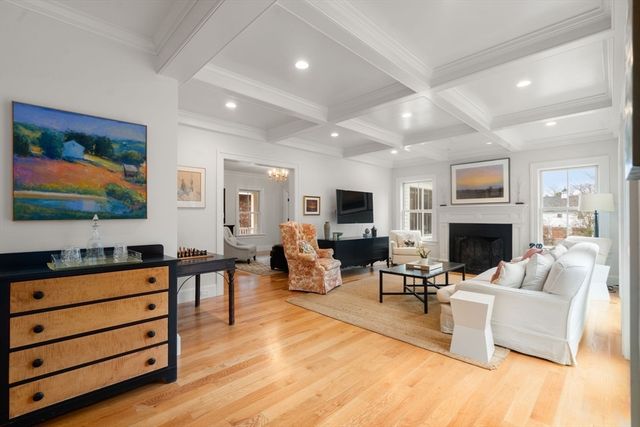 2 Snow Street, Sherborn, MA 01770