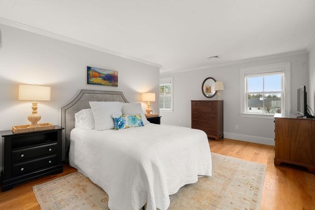 2 Snow Street, Sherborn, MA 01770