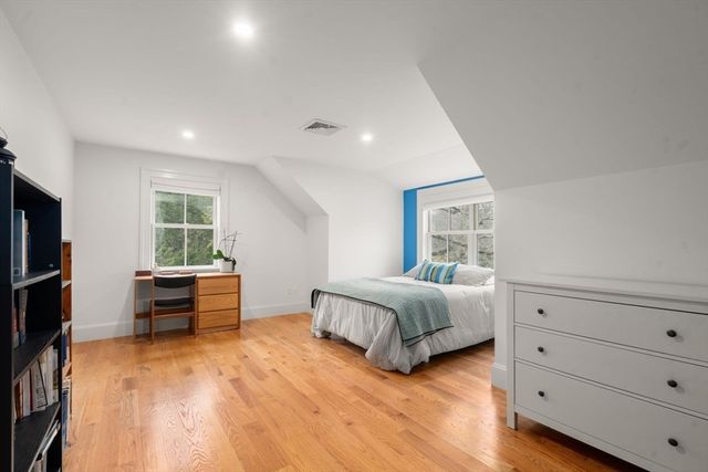 2 Snow Street, Sherborn, MA 01770