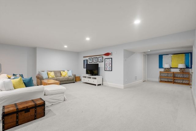 2 Snow Street, Sherborn, MA 01770