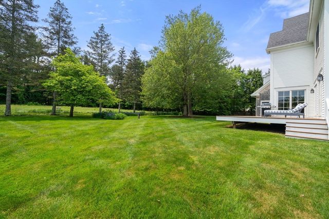 2 Snow Street, Sherborn, MA 01770