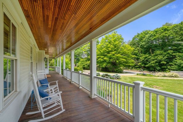 2 Snow Street, Sherborn, MA 01770