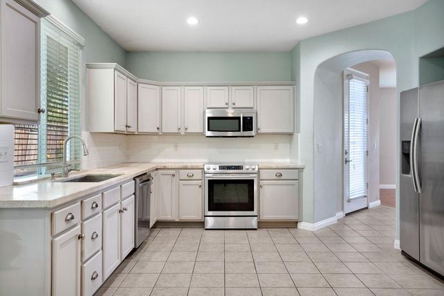 1801 N Miramar Lane, Clovis, CA 93619