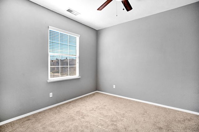 1801 N Miramar Lane, Clovis, CA 93619