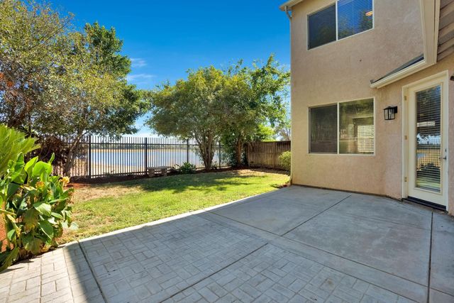 1801 N Miramar Lane, Clovis, CA 93619