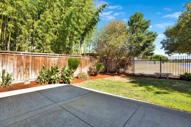 1801 N Miramar Lane, Clovis, CA 93619