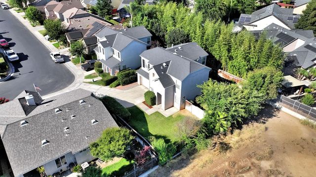 1801 N Miramar Lane, Clovis, CA 93619