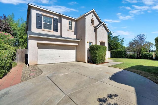 1801 N Miramar Lane, Clovis, CA 93619