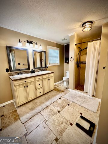 380 Horseshoe Drive, Dublin, GA 31021