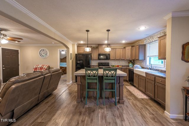 125 Fern Lane, Gate City, VA 24251