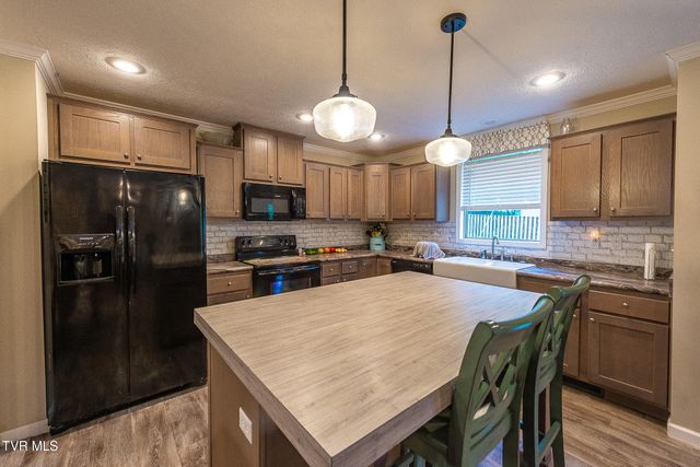 125 Fern Lane, Gate City, VA 24251