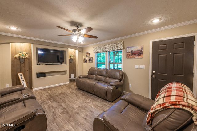 125 Fern Lane, Gate City, VA 24251