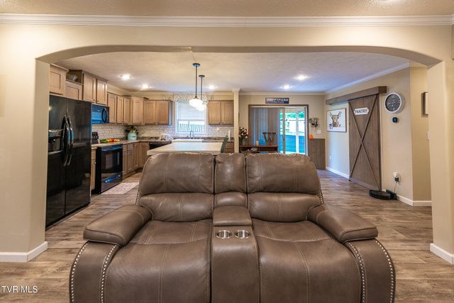 125 Fern Lane, Gate City, VA 24251
