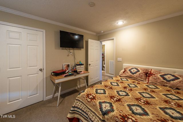125 Fern Lane, Gate City, VA 24251