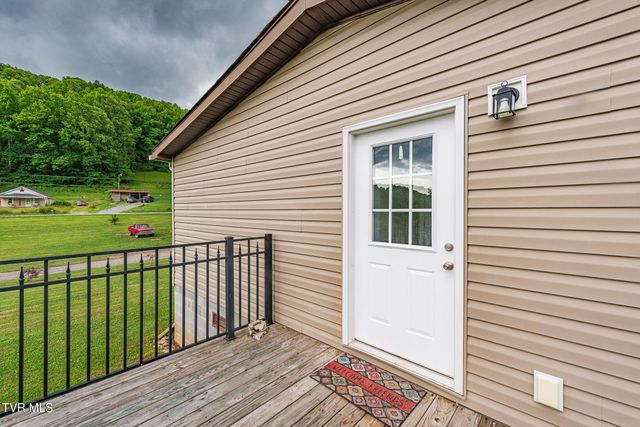 125 Fern Lane, Gate City, VA 24251
