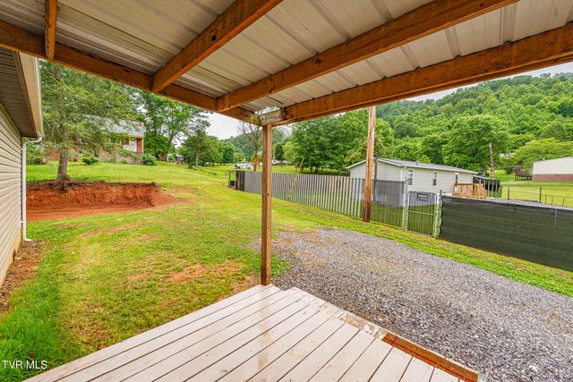 125 Fern Lane, Gate City, VA 24251