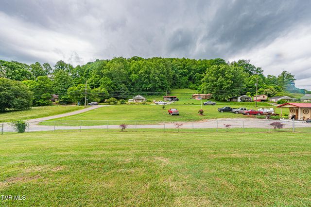 125 Fern Lane, Gate City, VA 24251