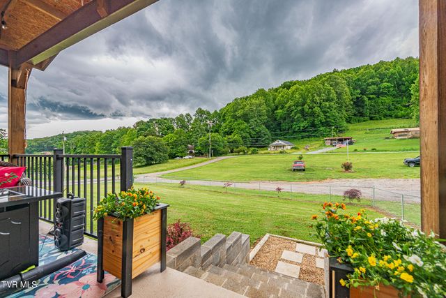 125 Fern Lane, Gate City, VA 24251