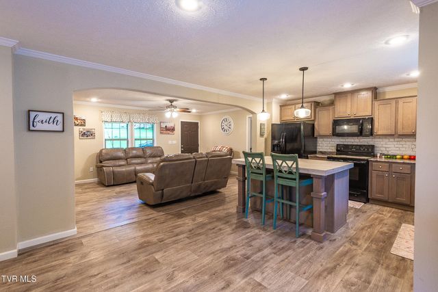 125 Fern Lane, Gate City, VA 24251