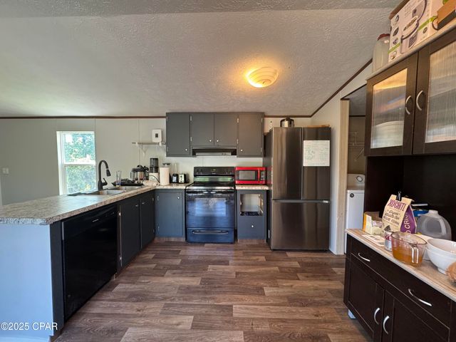 18313 April Avenue, Fountain, FL 32438