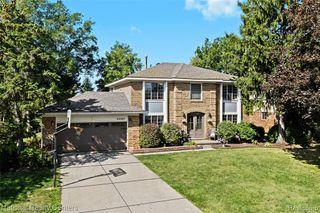 23567 Hickory Grove Lane, Novi, MI 48375