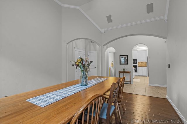11942 S 92nd East Avenue, Bixby, OK 74008