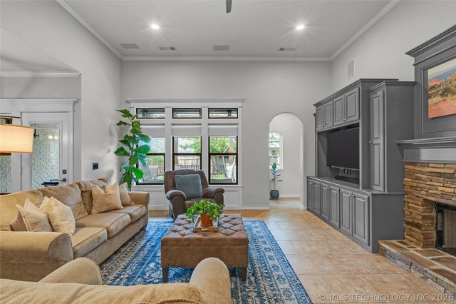 11942 S 92nd East Avenue, Bixby, OK 74008