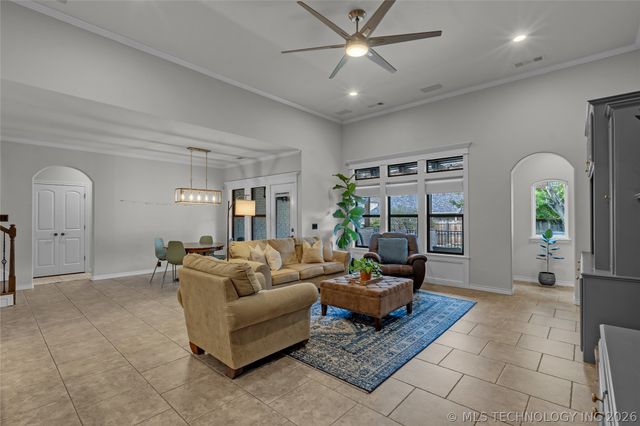 11942 S 92nd East Avenue, Bixby, OK 74008
